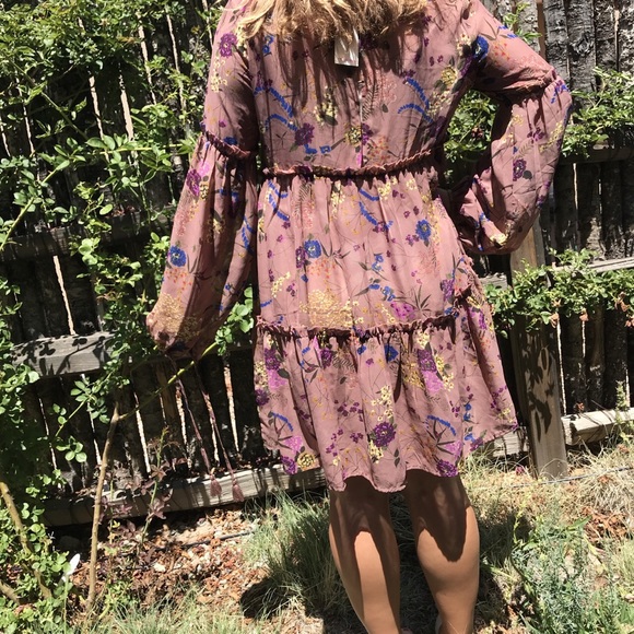 floral bohemian dress NEW WITH TAGS - Picture 2 of 2